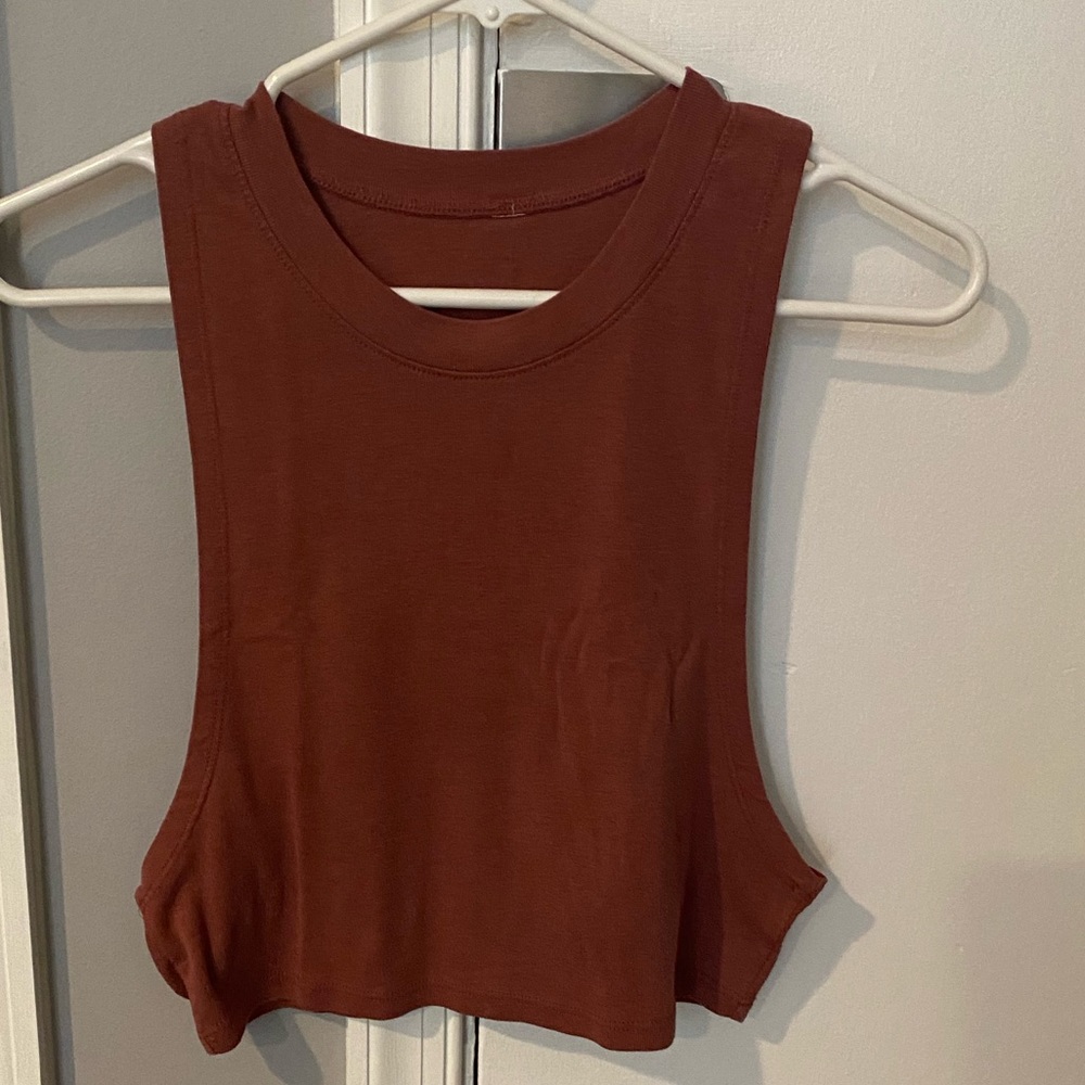 Size S Alo Yoga Heat Wave Crop Top